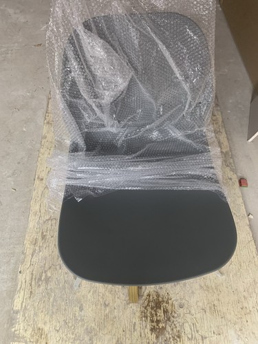 Plastic chairs with metal - 7x,