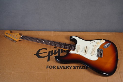 Fender stratocaster made - stratocaster, st-62