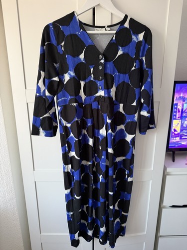 Masai black and - black,