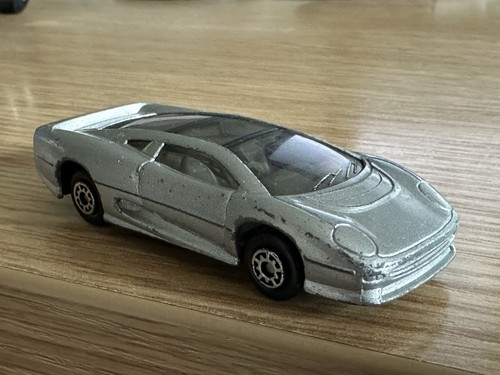 Maisto jaguar xj220 - jaguar,