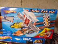 Hot Wheels #B5702 2004 vintage