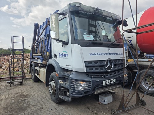 Mercedes arocs 2017 hyva - mercedes,