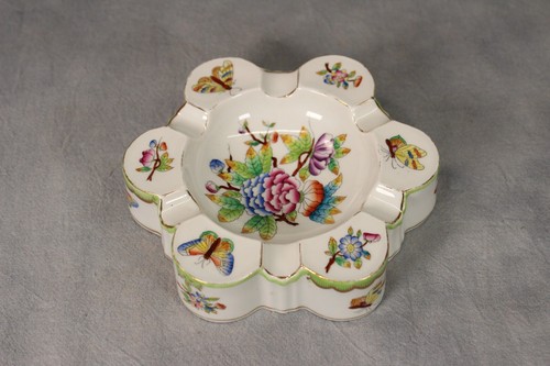 Vintage herend hungary queen - vintage,