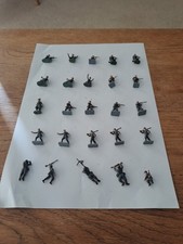 25 X Italian Infantry Ww2 Hand Painted Soldiers In 1 : 72 Scale