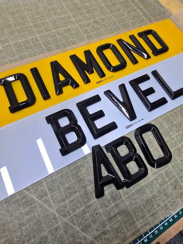 Diamond bevelled number - 4d,