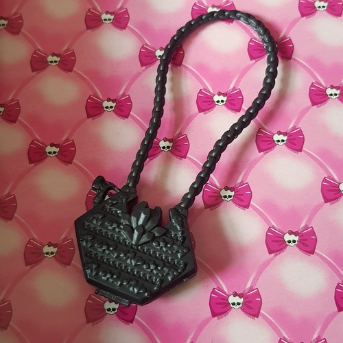 Monster high doll - monster, accessories