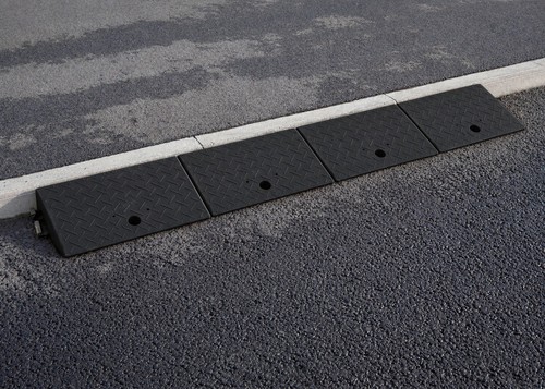 Pack heavy duty - -, kerb