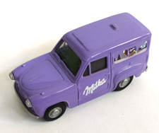 CORGI DIE CAST VAN AUSTIN A35