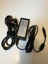 Genuine Samsung AC UK Power Adapter PA-1600-66 for Samsung Chronos 7 NP700Z.