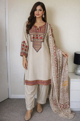 Embroidered karandi piece - embroidered, 3-piece
