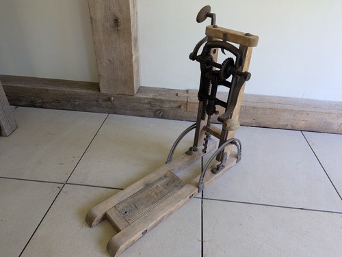 Antique hand cranked - hand, barn