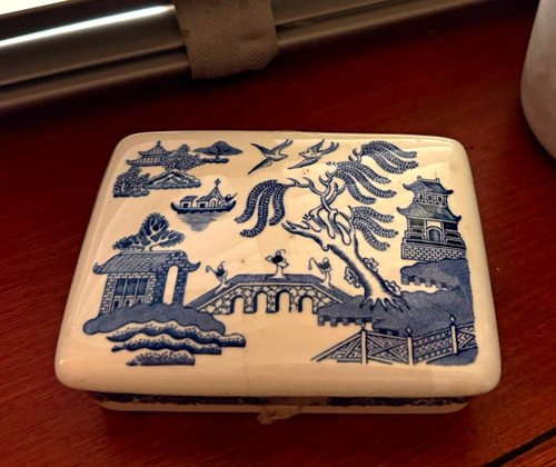 Blue white ceramic - blue,