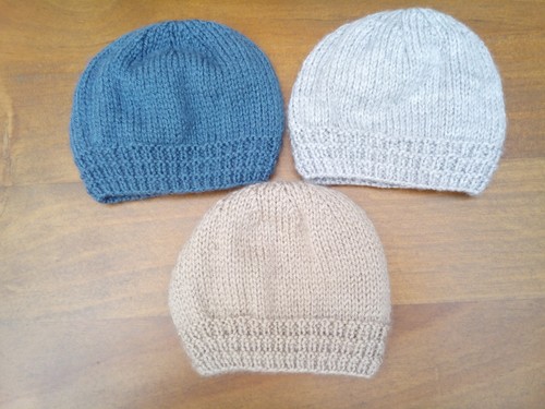 Hand knitted lovely grey - hand,
