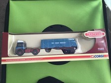 Corgi Trackside DG186010 ERF LV Sheeted Platform Trailer Craigs of Denny 1:76
