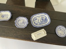 Dolls House Stokesay Serving Dishes And Plates. Blue Willow Pattern.