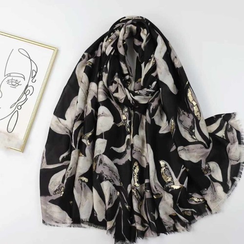 New ladies floral - new, scarf