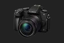 Digital Mirrorless Camera -