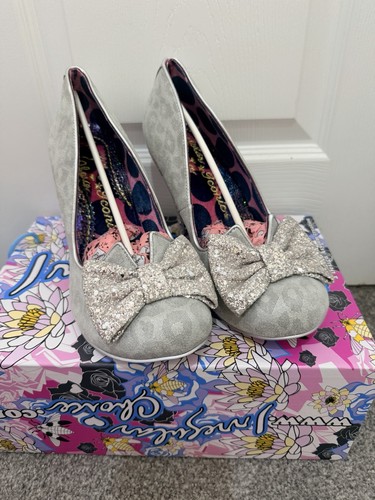 Just time irregular choice - irregular,