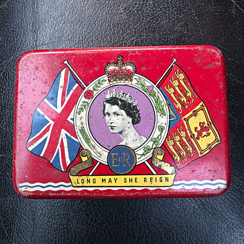 Oxo vintage tin celebrating