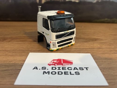 Corgi modern truck - modern, volvo