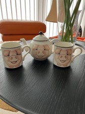 Arthur Wood Pig Teapot and Two Mugs Made in England