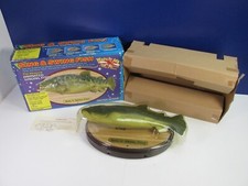 NOT working SING & SWING FISH SINGING RETRO CLASSIC GIFT billy bass BOXED