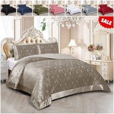 Quilted Bedspread Jacquard