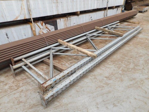 Dexion pallet racking upright - pallet,