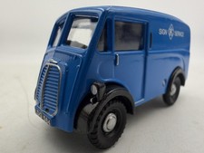 1:76 Classix Morris J Van RAC Sign Service EM76611 - Boxed