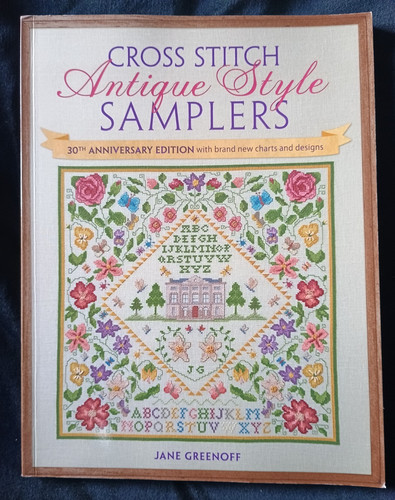 Cross stitch antique style - cross,