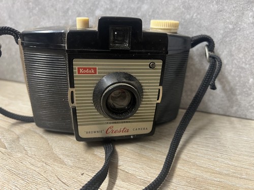 Vintage bakelite kodak cresta - vintage,