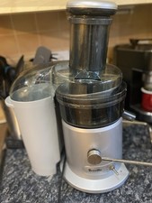 Breville Professional Juice Extractor- Juicer