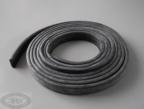 Rover boot seal body - rover, p6
