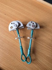 2x Vintage Mechanical Cramming Device 1300 Kg Climbing Aid