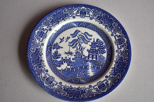 Willow pattern blue white - pattern,