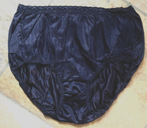 Hanes black silky smooth - black,