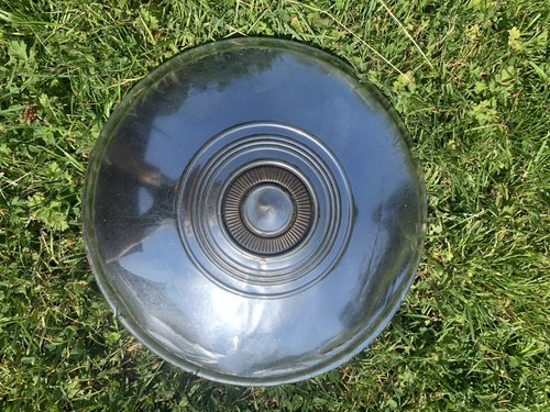 Vintage hub cap - hub,