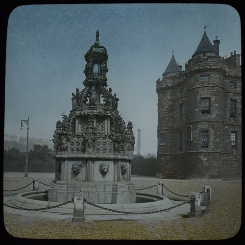 Holyrood palace fountain - palace,