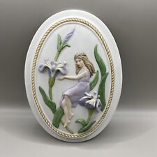 Alexander porcelain Pixie Fairy Flower Hanging Plaque Fairies Flowers Iris #B6