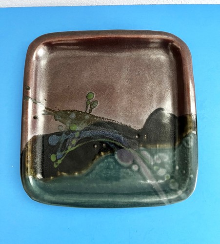 Gawaine dart studio pottery - dart,