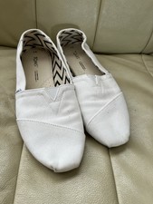 Toms White Slip On Canvas