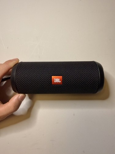 Jbl flip portable bluetooth - jbl,