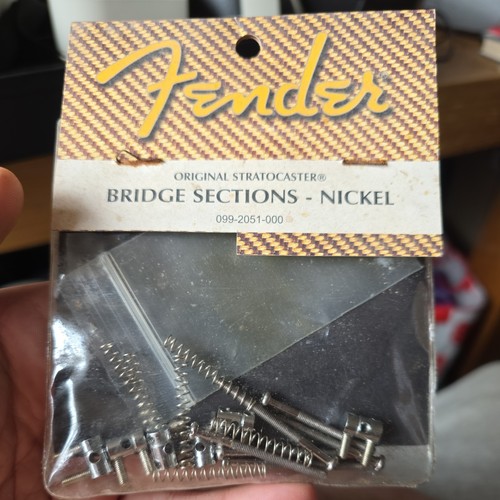 099 2051 000 genuine - 099-2051-000, fender