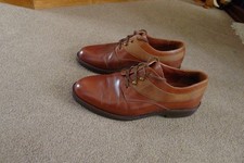 MENS TRICKERS SHOES SIZE 9