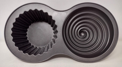 Wilton giant cupcake pan - -,