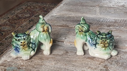 Vintage pair small chinese - small,