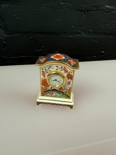 Royal crown derby miniature - royal,
