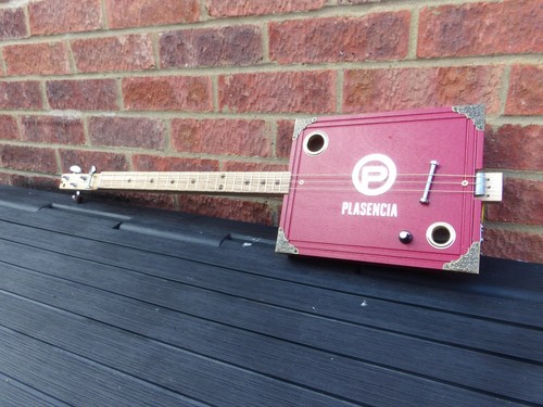 String homemade left handed - 3,