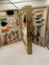 DOUBLE-SIDED FLY WOODEN FLY