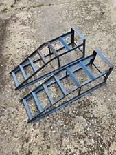 van wheel ramps / stands